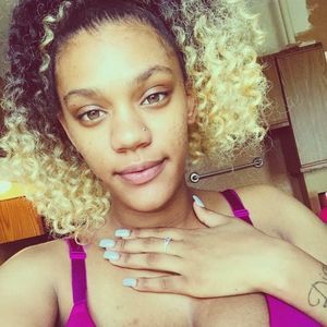 Meet your Posher, Prescious